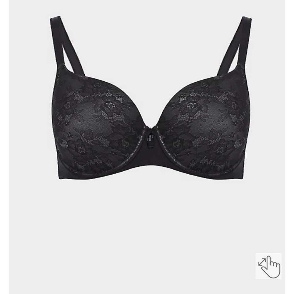TORRID BLACK LACE LIGHTLY LINED T-SHIRT BRA